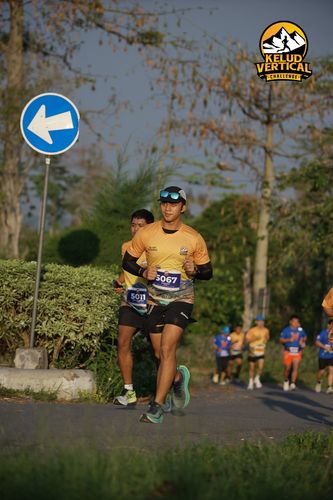 Race photo from Kelud Vertical Challenge 2024