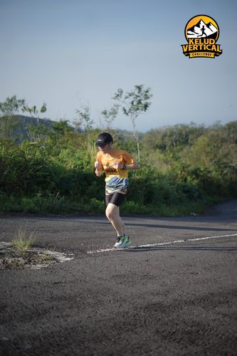 Race photo from Kelud Vertical Challenge 2024