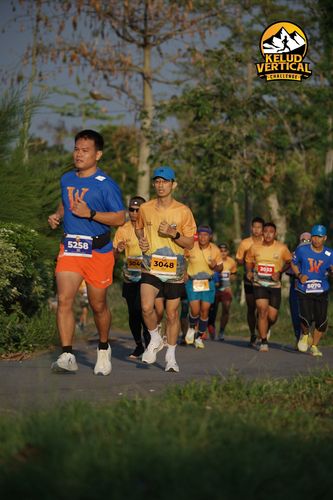 Race photo from Kelud Vertical Challenge 2024