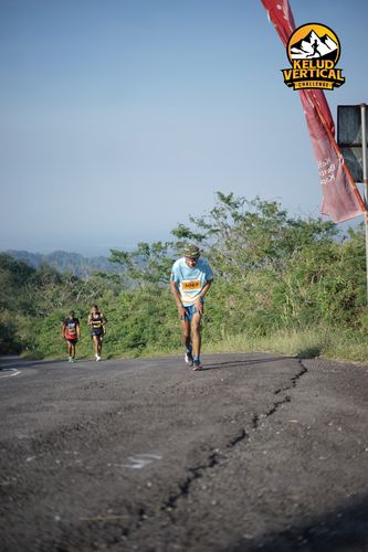 Race photo from Kelud Vertical Challenge 2024
