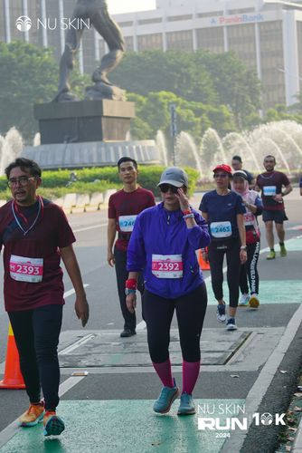 Race photo from Nu Skin Run 10K