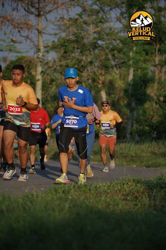 Race photo from Kelud Vertical Challenge 2024
