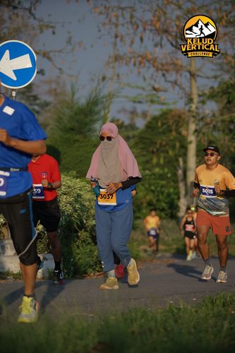 Race photo from Kelud Vertical Challenge 2024