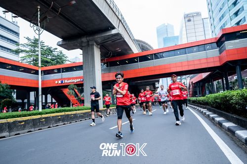 Race photo from ONE RUN 10K 2025