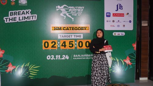 Race photo from Arutmin Borneo Run 2024