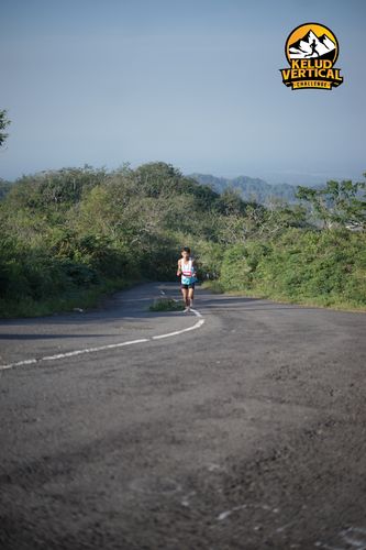 Race photo from Kelud Vertical Challenge 2024