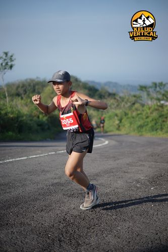 Race photo from Kelud Vertical Challenge 2024