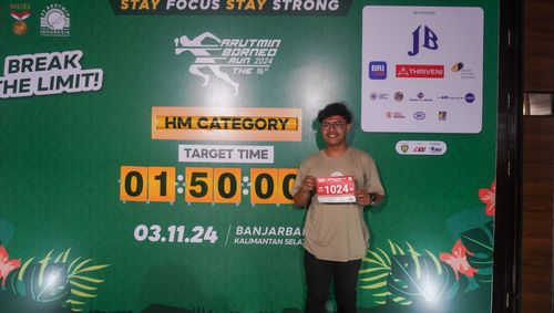 Race photo from Arutmin Borneo Run 2024