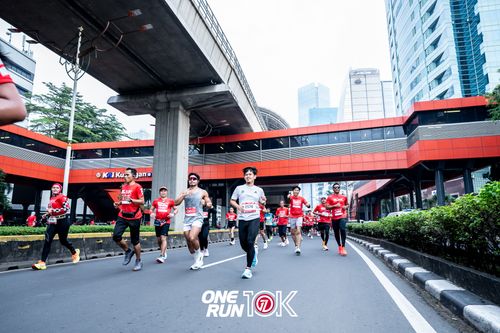 Race photo from ONE RUN 10K 2025