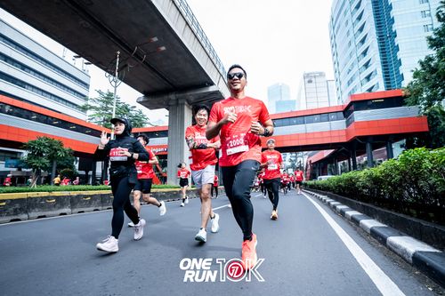 Race photo from ONE RUN 10K 2025