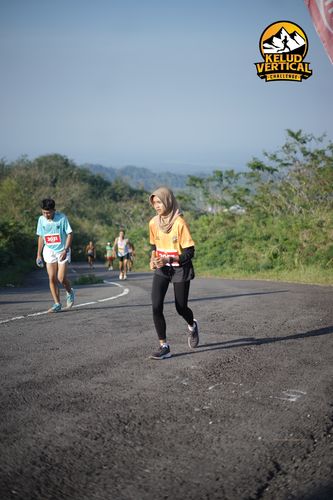 Race photo from Kelud Vertical Challenge 2024