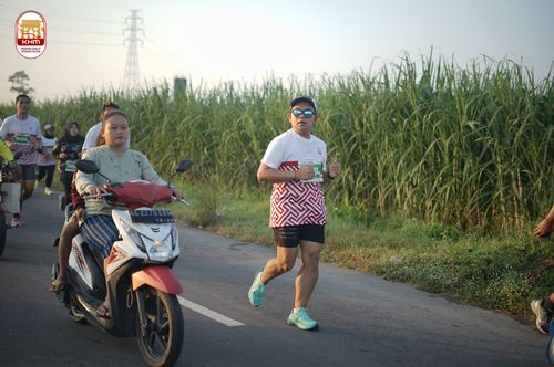 Race photo from Kediri Half Marathon 2024