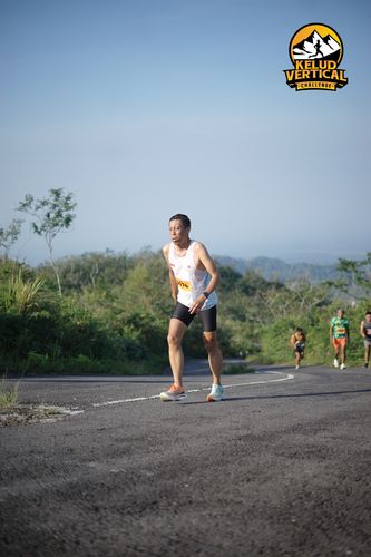 Race photo from Kelud Vertical Challenge 2024