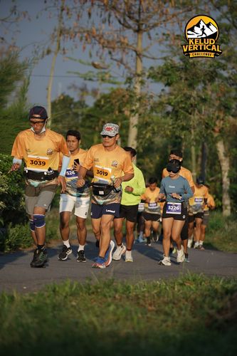 Race photo from Kelud Vertical Challenge 2024
