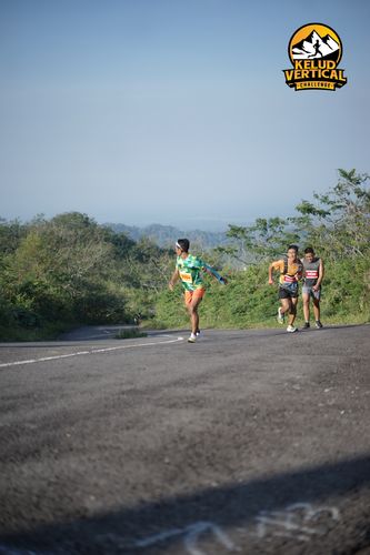 Race photo from Kelud Vertical Challenge 2024