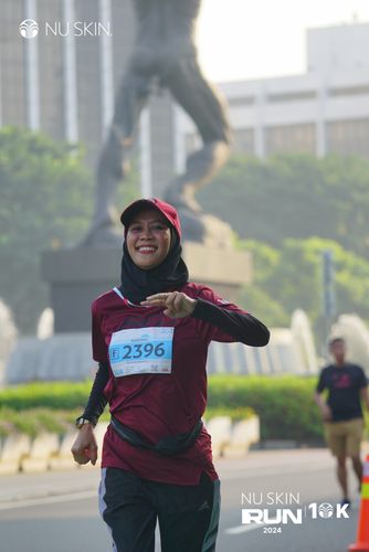 Race photo from Nu Skin Run 10K