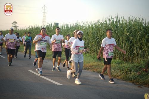 Race photo from Kediri Half Marathon 2024