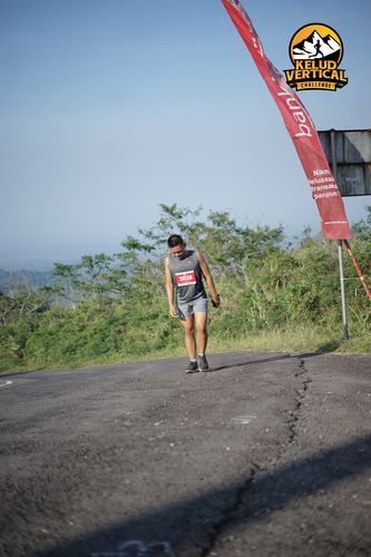 Race photo from Kelud Vertical Challenge 2024
