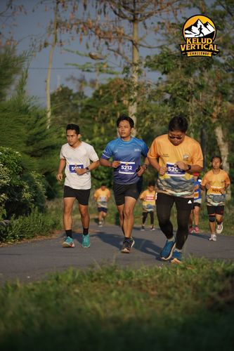 Race photo from Kelud Vertical Challenge 2024