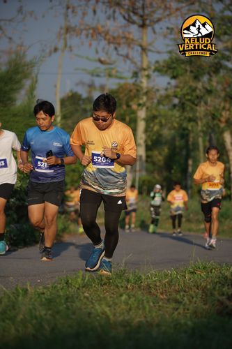 Race photo from Kelud Vertical Challenge 2024
