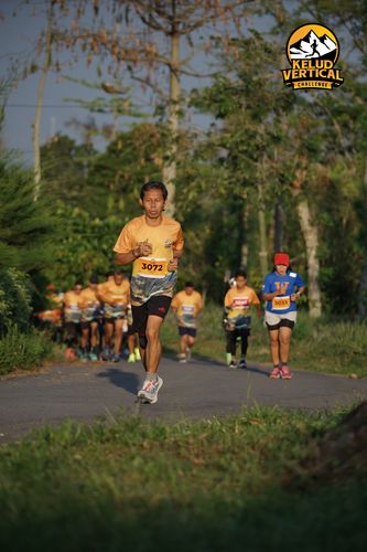 Race photo from Kelud Vertical Challenge 2024