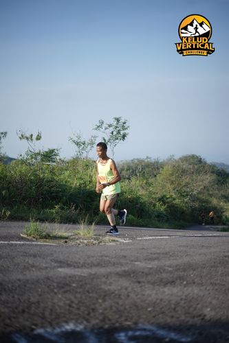Race photo from Kelud Vertical Challenge 2024