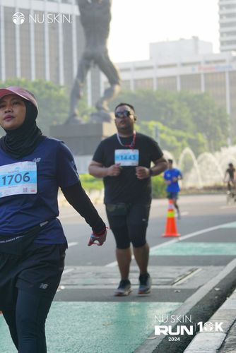 Race photo from Nu Skin Run 10K