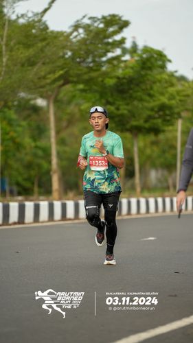 Race photo from Arutmin Borneo Run 2024