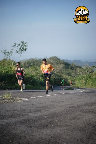 Race photo from Kelud Vertical Challenge 2024
