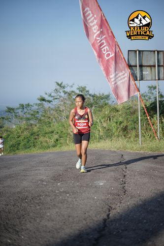 Race photo from Kelud Vertical Challenge 2024