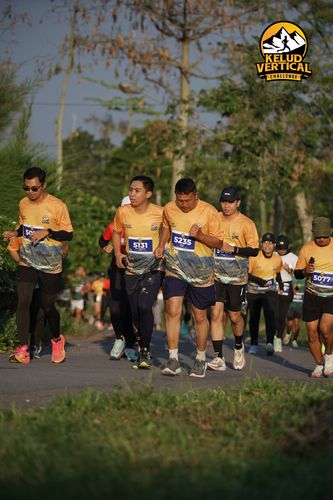 Race photo from Kelud Vertical Challenge 2024