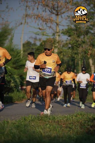 Race photo from Kelud Vertical Challenge 2024