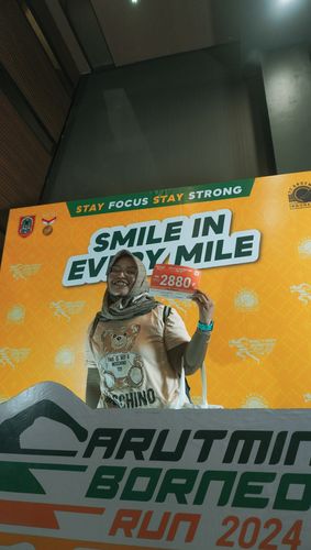 Race photo from Arutmin Borneo Run 2024