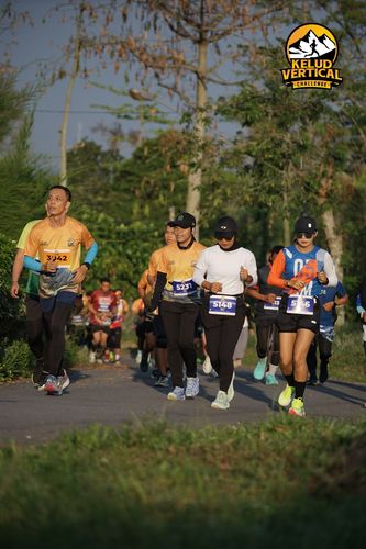 Race photo from Kelud Vertical Challenge 2024