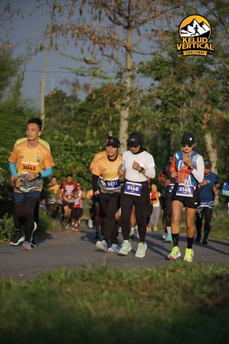Race photo from Kelud Vertical Challenge 2024