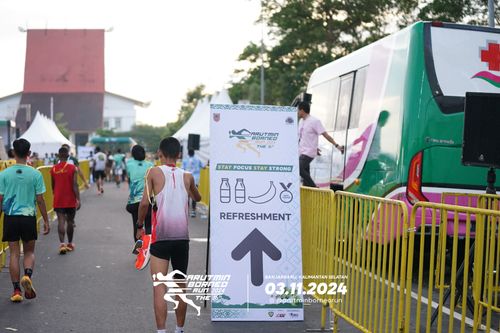 Race photo from Arutmin Borneo Run 2024
