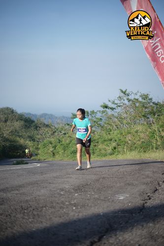 Race photo from Kelud Vertical Challenge 2024