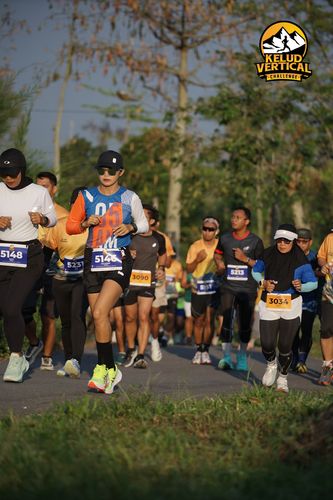 Race photo from Kelud Vertical Challenge 2024