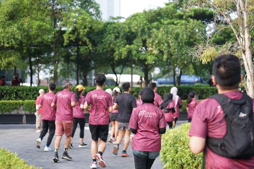 Race photo from Assurance Fun Run 2024