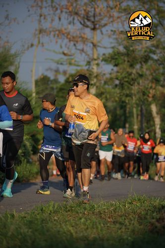 Race photo from Kelud Vertical Challenge 2024