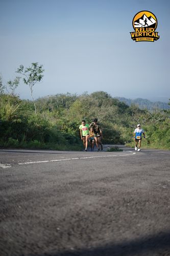 Race photo from Kelud Vertical Challenge 2024
