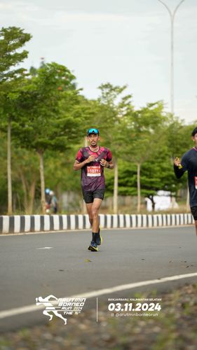 Race photo from Arutmin Borneo Run 2024