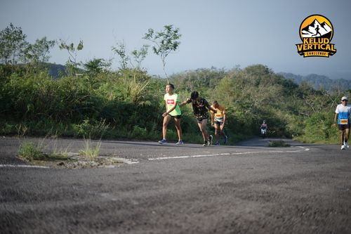 Race photo from Kelud Vertical Challenge 2024