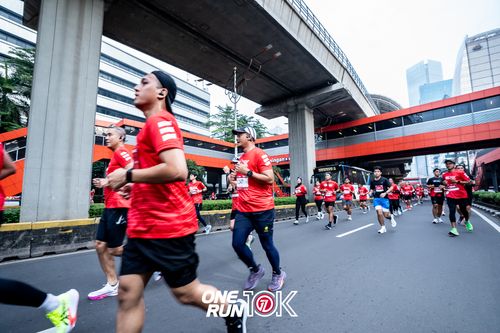 Race photo from ONE RUN 10K 2025