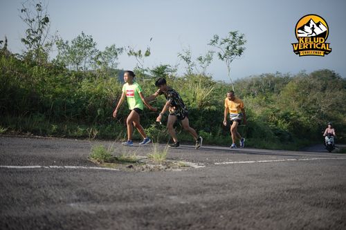 Race photo from Kelud Vertical Challenge 2024