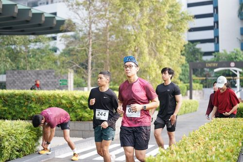 Race photo from Assurance Fun Run 2024