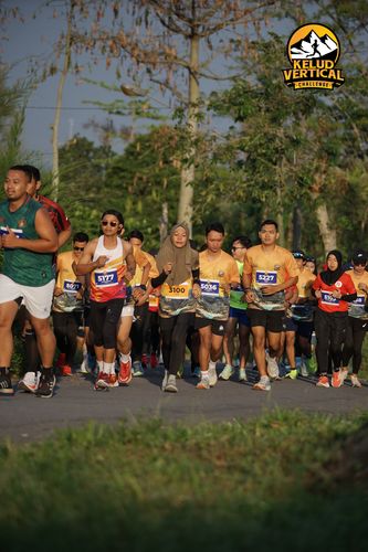 Race photo from Kelud Vertical Challenge 2024
