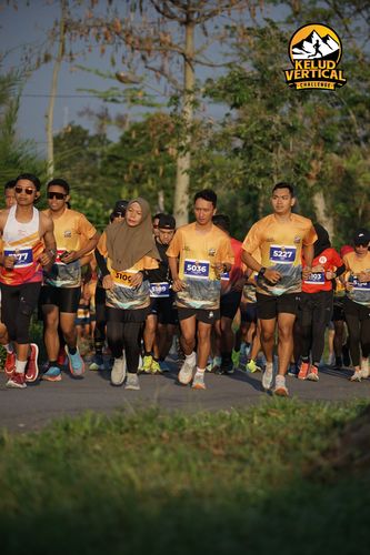 Race photo from Kelud Vertical Challenge 2024