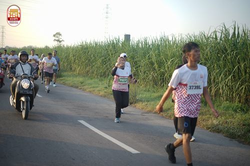 Race photo from Kediri Half Marathon 2024