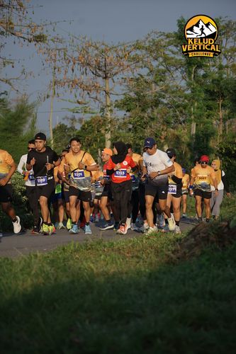 Race photo from Kelud Vertical Challenge 2024